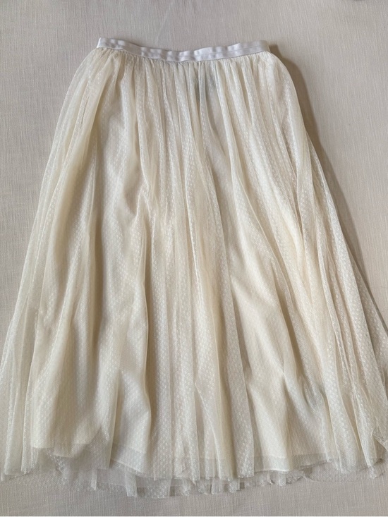 Needle & Thread Dresses & Skirts - Needle & Thread Ivory Tulle Midi Skirt